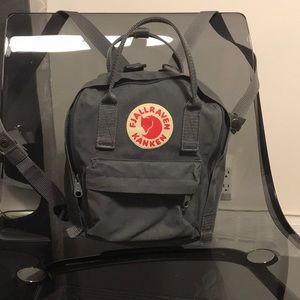 Fjallraven kanken mini backpack